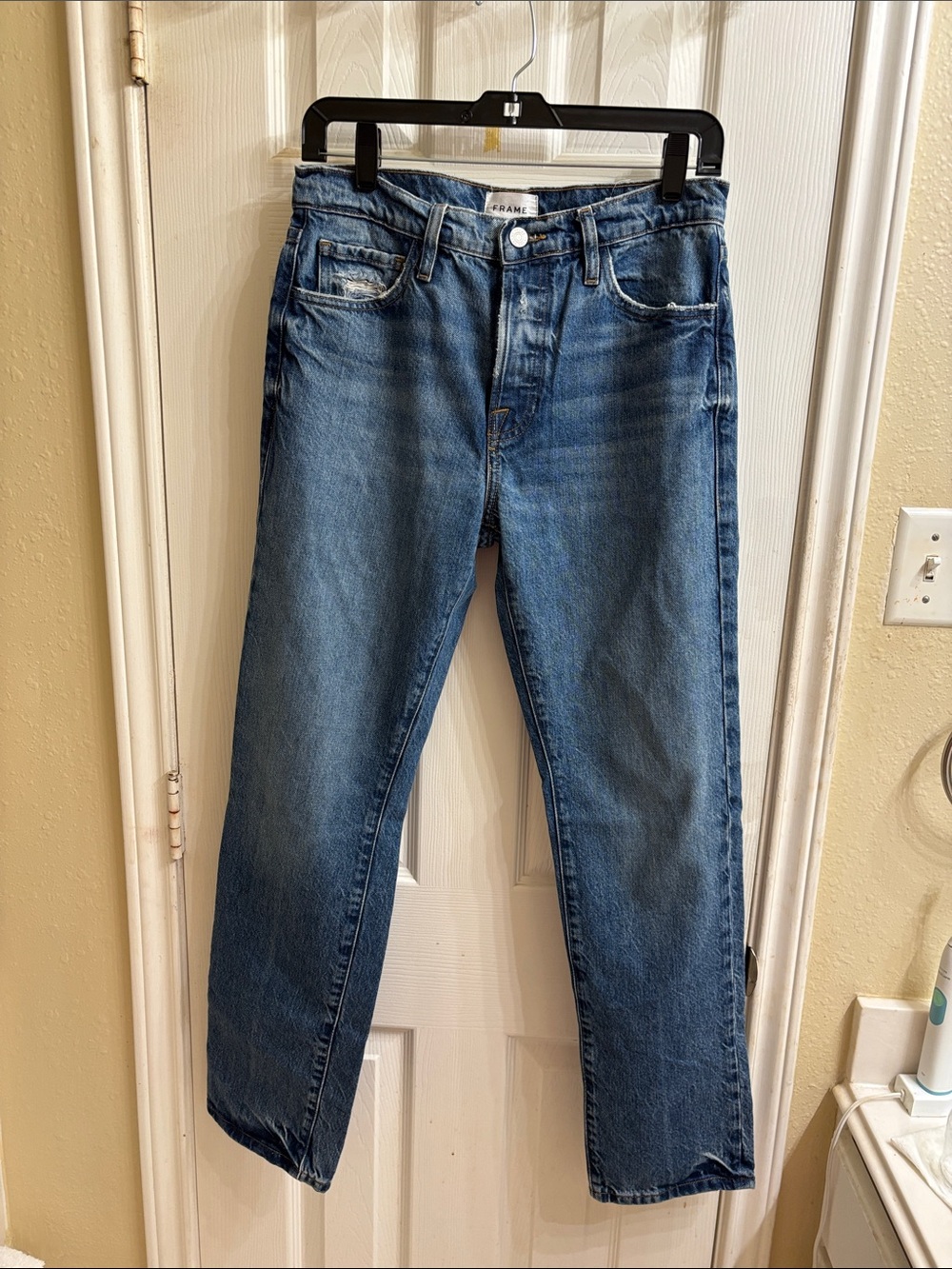 Frame Denim Le Slouch Relaxed Blue Denim Jeans.